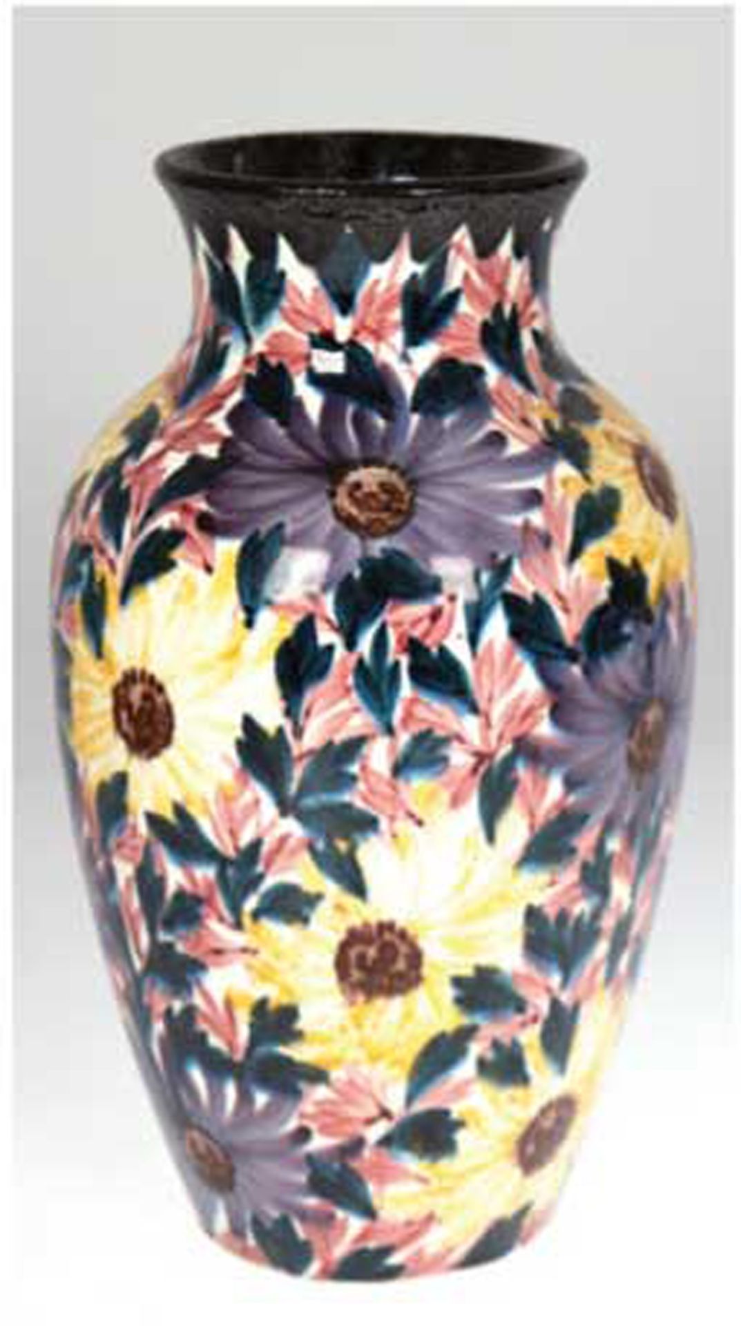 Vase, Elmshorn, Keramik, polychrome Blumenbemalung, H. 31 cm