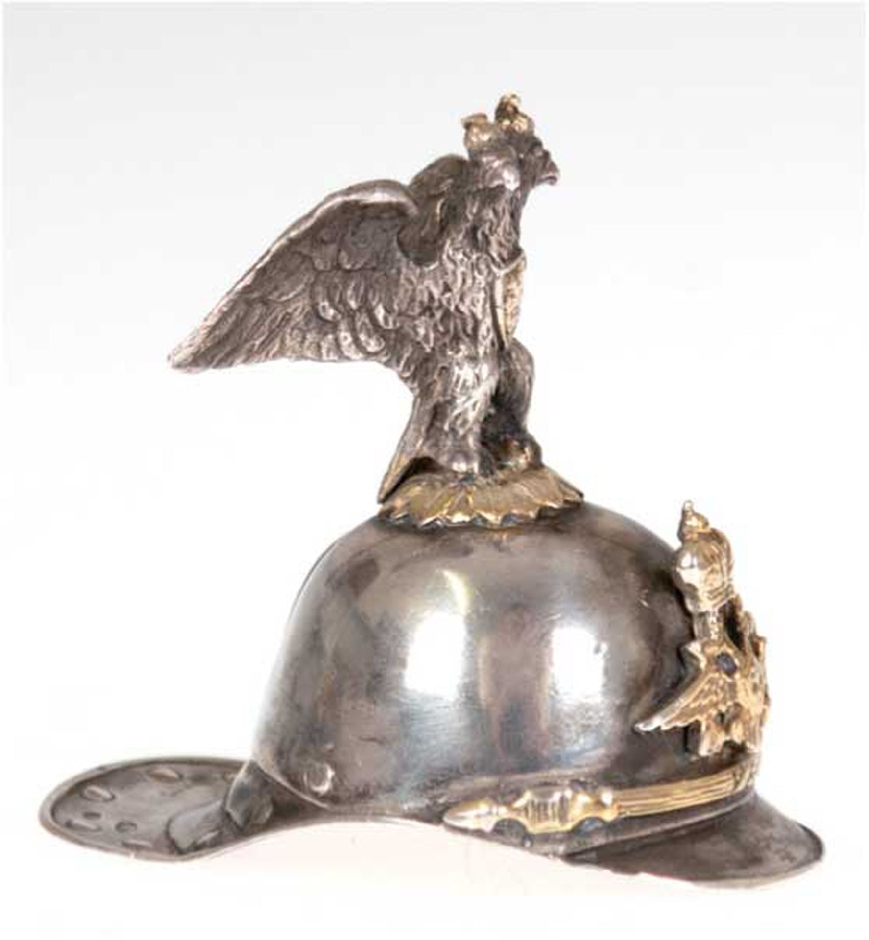 Sturzbecher in Form eines russischen Offiziershelms, Rußland, 84 Zol. Silber, punziert, ca. 50 g, D
