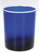 Biedermeier-Becher, kobaltblaues Glas mit weißem Rand, ausgeschliffener Abriß, H. 7,4 cm, Dm. 6 cm