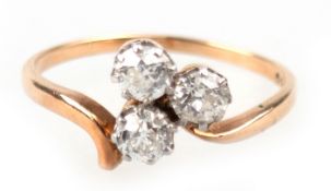 Ring um ca. 1900, 585er GG, 3 Altschliffbrillanten von zus. ca. 0,70 ct. , RG 51, Innendurchmesser 