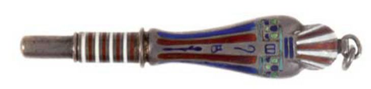 Nadel-Etui, in Form eines ägyptischen Pharaos, 800er Silber, punziert, polychrom emailliert, L. 6,4
