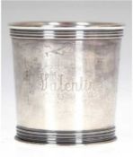 Becher, Tiffany & Co., 925er Silber, punziert, 102 g, Ränder mit Profilringen, Namensgravur "Valent