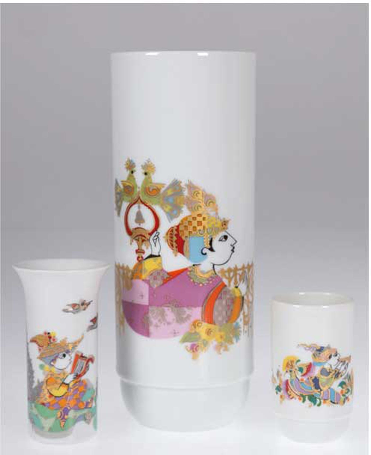 3 Vasen, Rosenthal Studio-linie, polychromer Dekor, Entw. Björn Winblad, H. 8 bis 22 cm