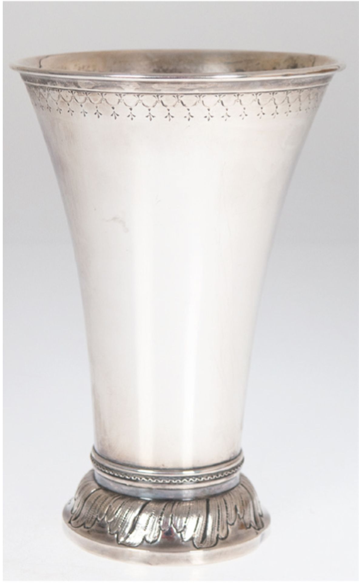 Vase, Schweden 1897, K. Anderson, Silber, punziert, ca. 383 g, reliefierter Stand und Ornamentfries