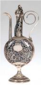 Parfüm-Kännchen, Rußland 1899-1905, 84 Zol. Silber, Niellodekor, 42 g, H. 11 cm