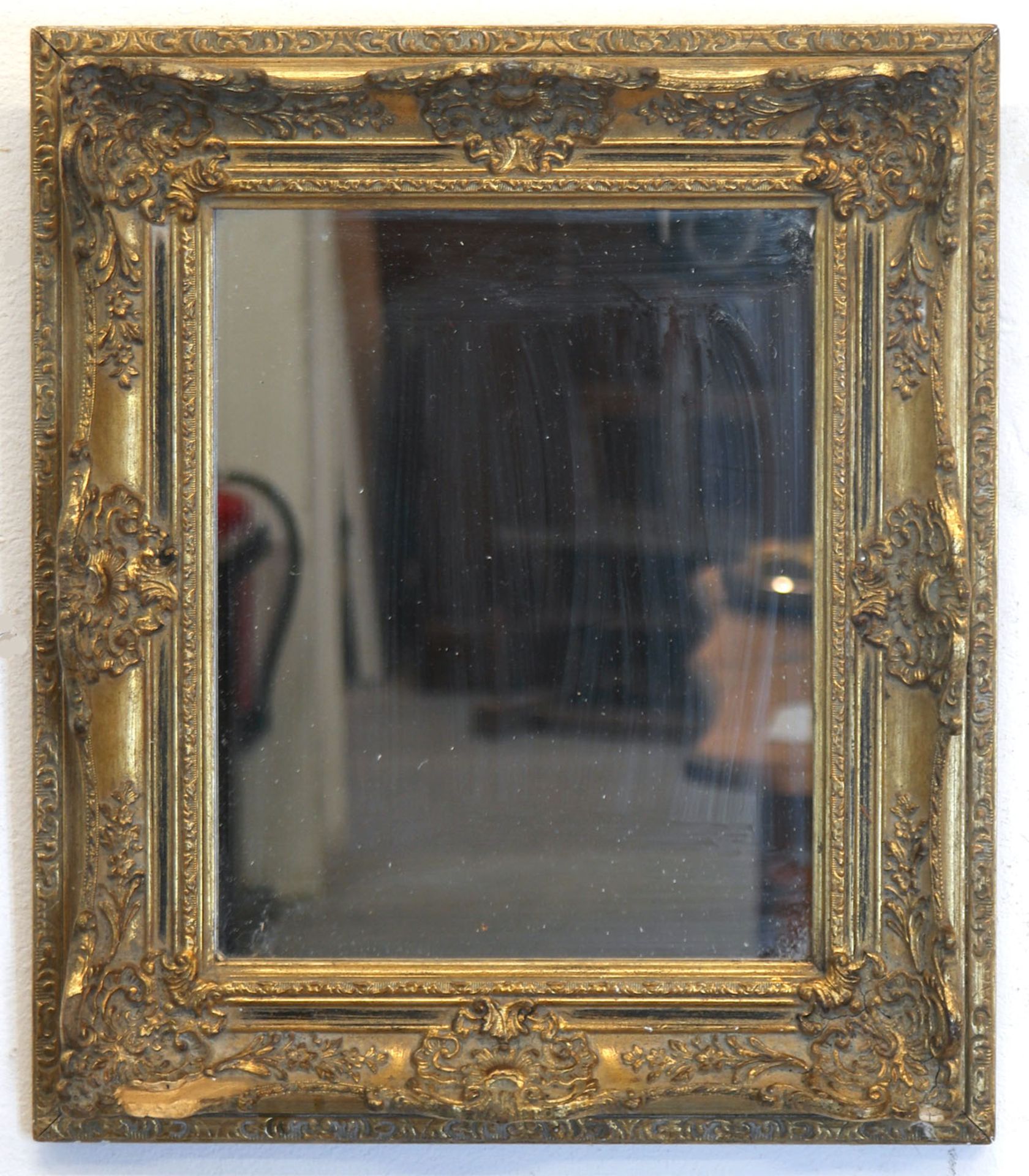 Spiegel, vergoldeter Neorokoko-Rahmen, Holz/Stuck, Fehlstellen, 43x37x5 cm