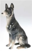 Porzellanfigur "Sitzender Schäferhund", Metzler & Ortloff, polychrom bemalt, H. 20 cm