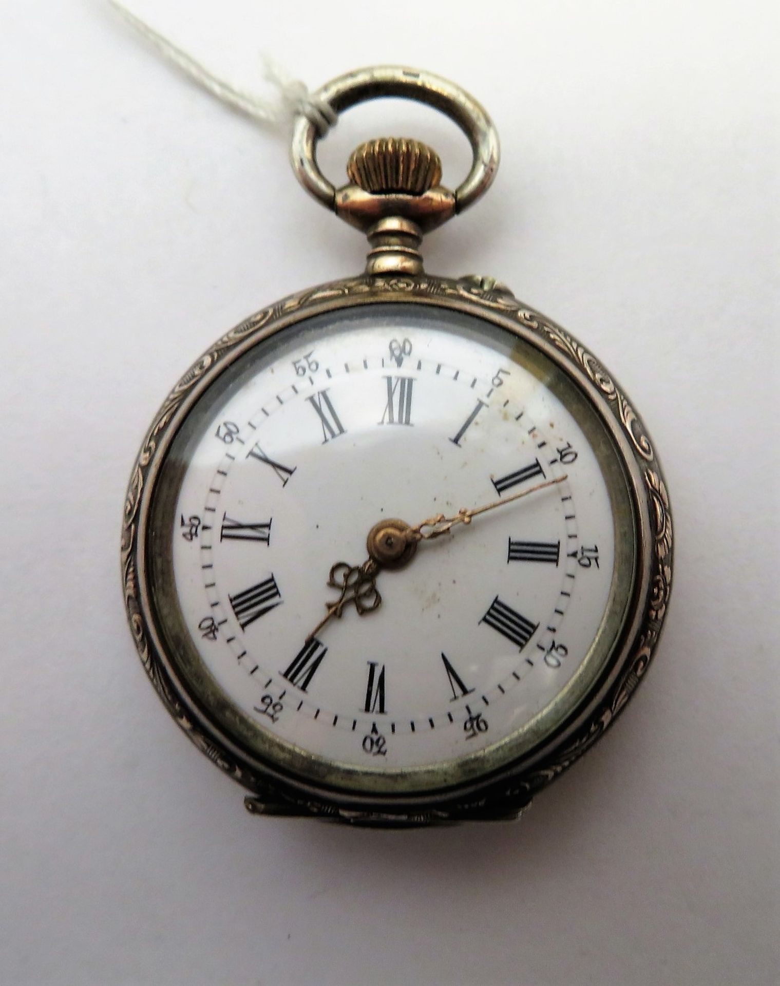 Damentaschenuhr, um 1900, Gehäuse und Innendeckel 800er Silber, gepunzt, Kronen