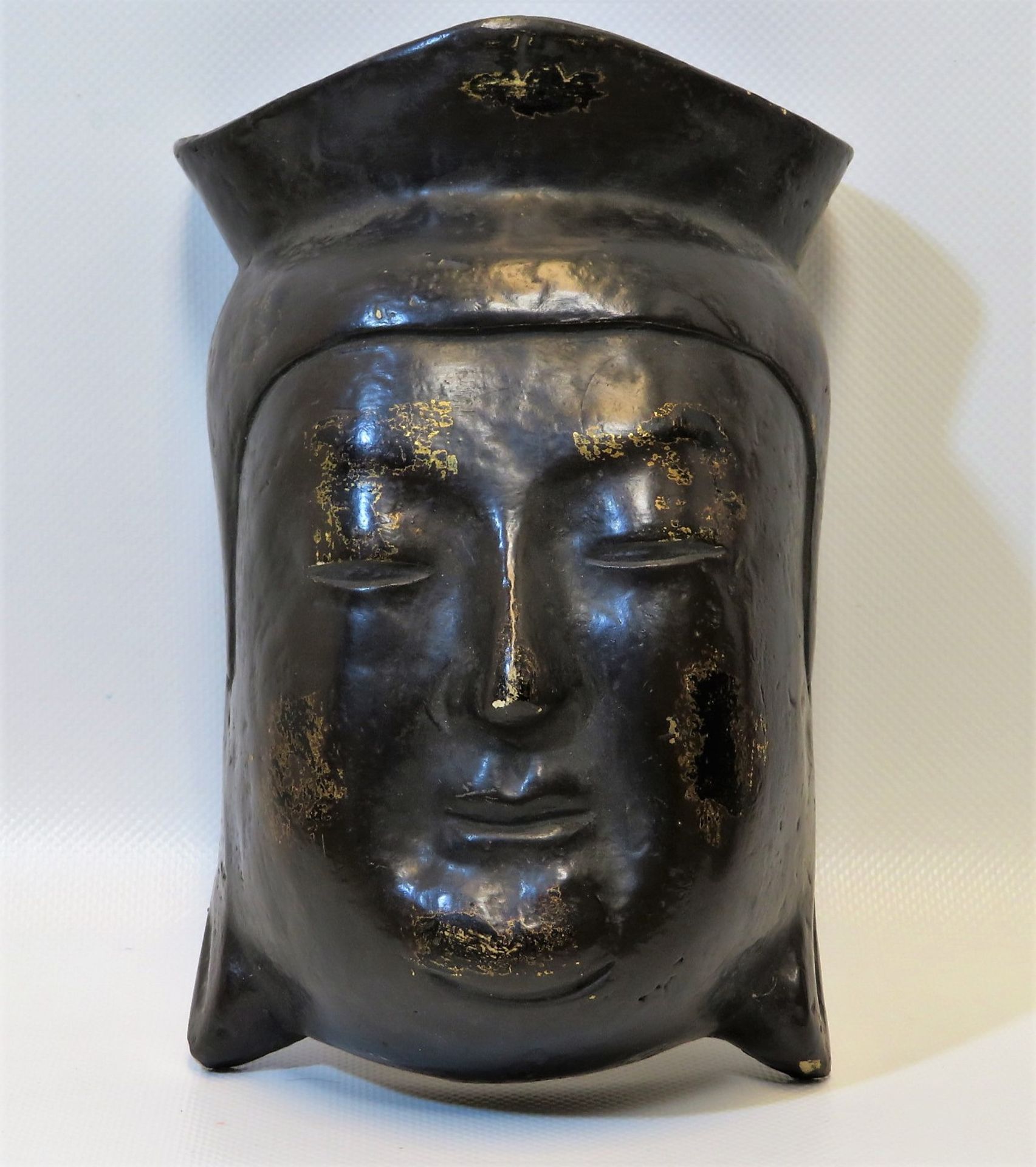 Maske, Japan, um 1900, Pappmachée, 20 x 14 x 9 cm.