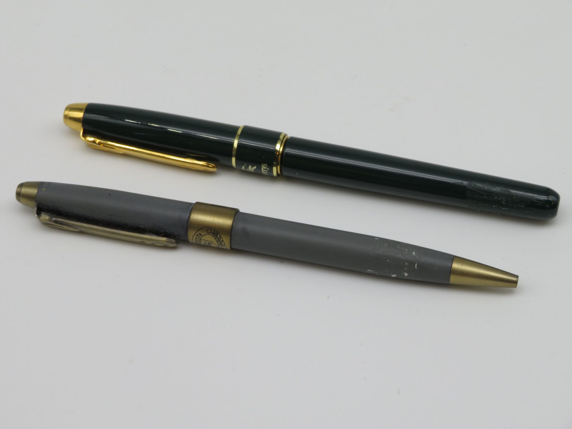 Füllfederhalter und Kugelschreiber, Burberrys, Funktionsfähigkeit nicht geprüft, l 13,5 cm.