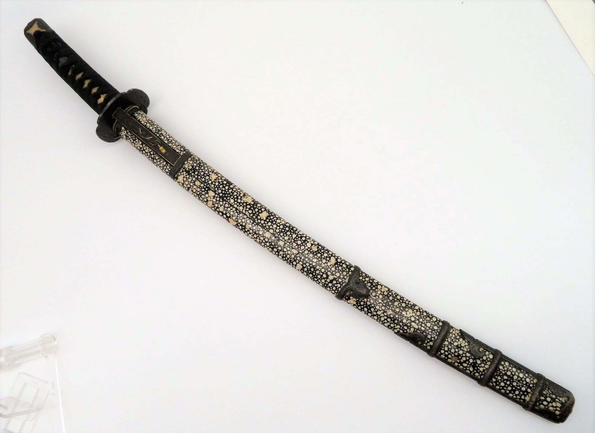 Samurai-Schwert, Japan, wohl Meiji Periode, 1868 - 1912, reiche Bronzeverzierungen, Drachen mit 3 K
