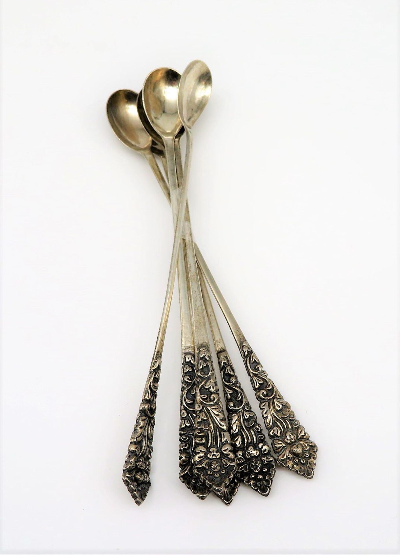 6 Longdrink-Löffel, Indonesien, Djokja, 800er Silber, gepunzt, 83,3 g, handgetrieben, l 17 cm, d 1,