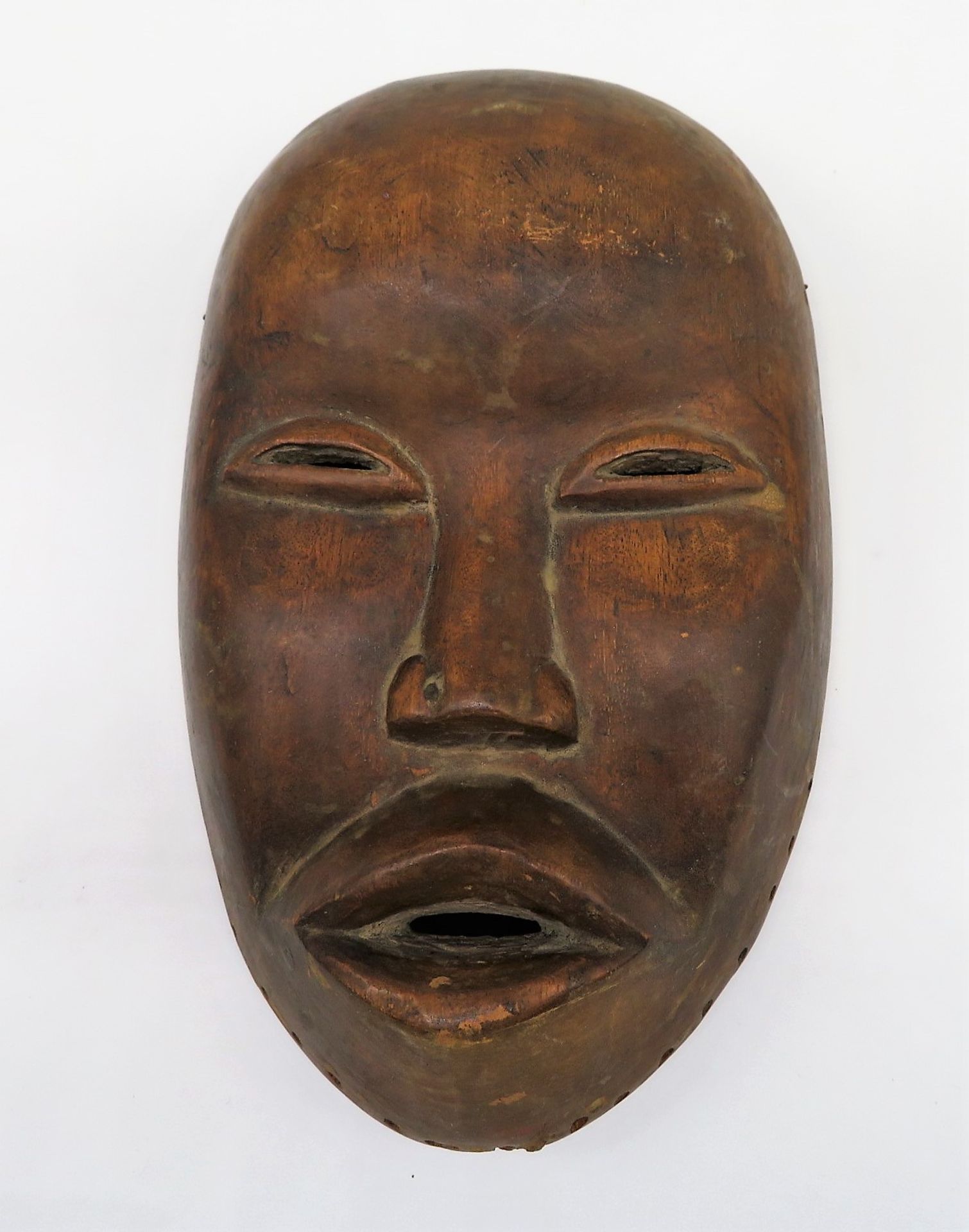 Tanzmaske, Afrika, Gabun, Holz geschnitzt, 24,5 x 15,5 cm.