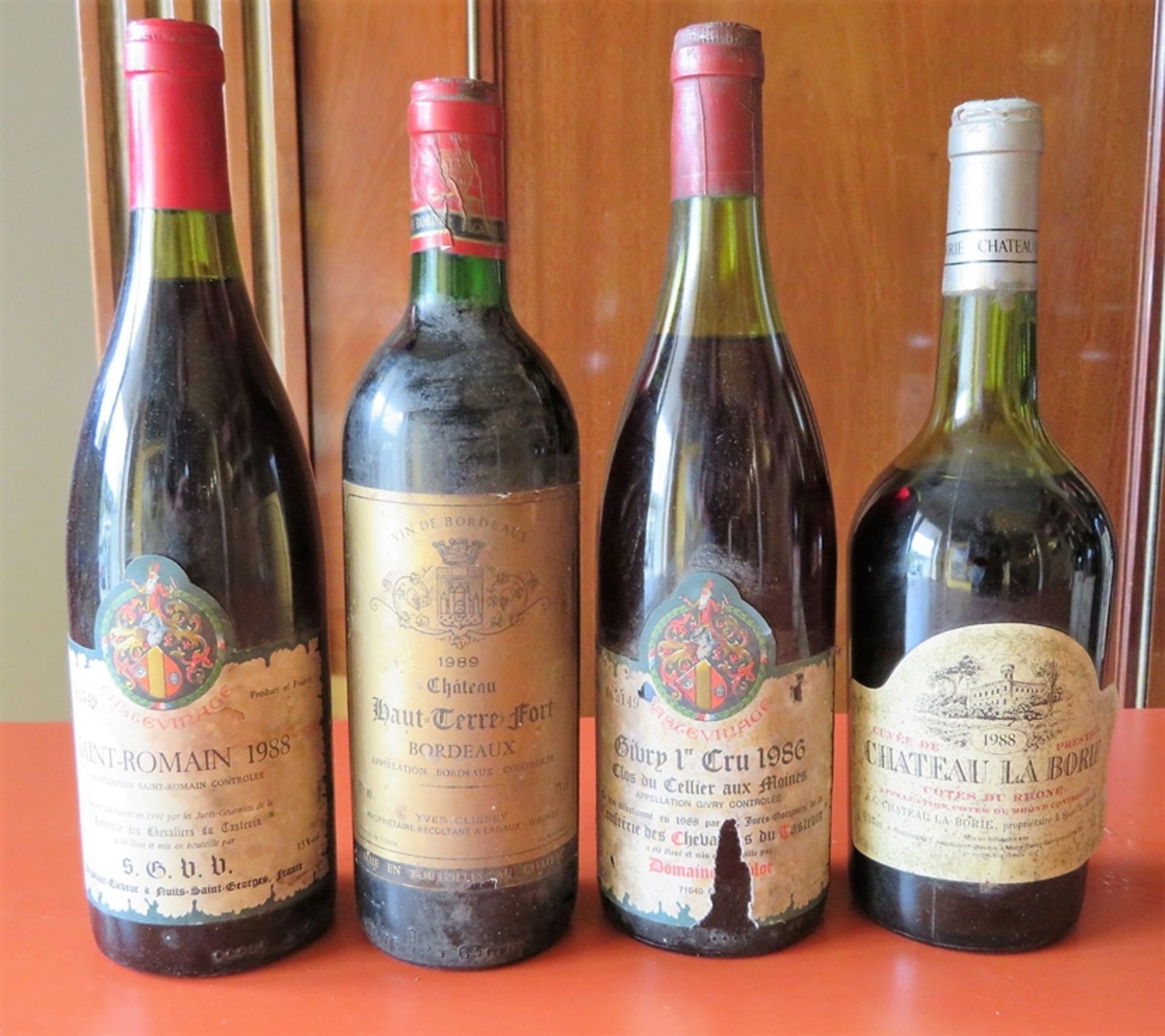 4 Flaschen alter Rotwein, Château Haut-Terre-Fort, 1989/Saint-Romain, 1988/Château La Borie, 1988/G