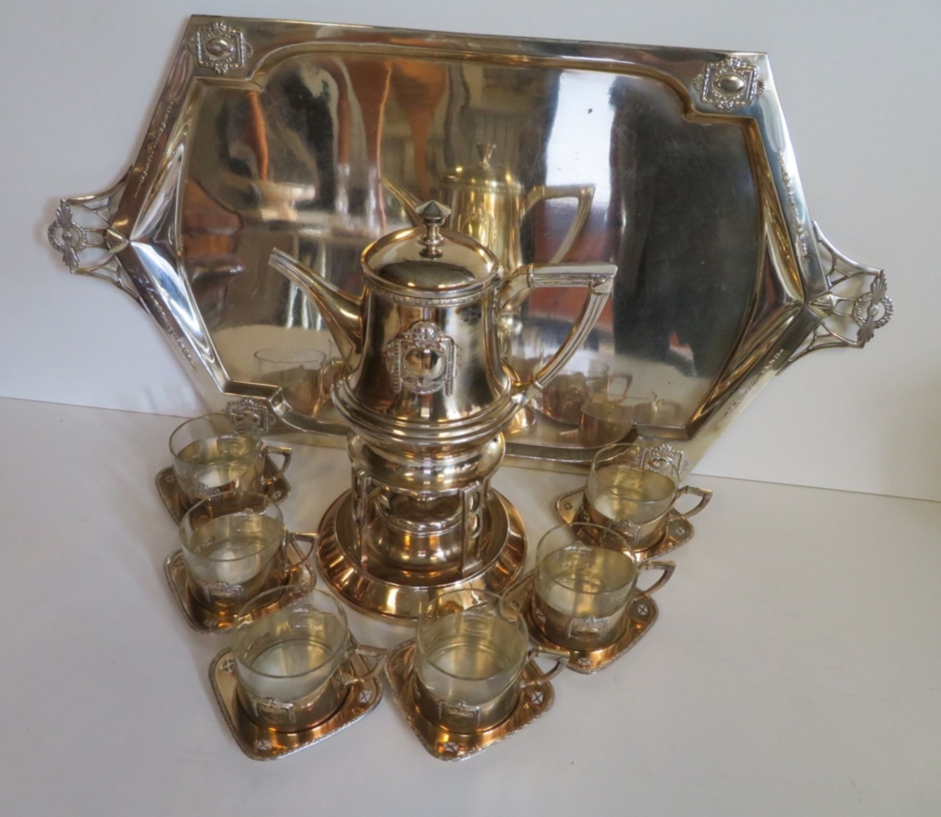 Teeservice mit Réchaud auf Tablett, Jugendstil, Österreich, Wien, Argentor, um 1900, 17 teilig, ver