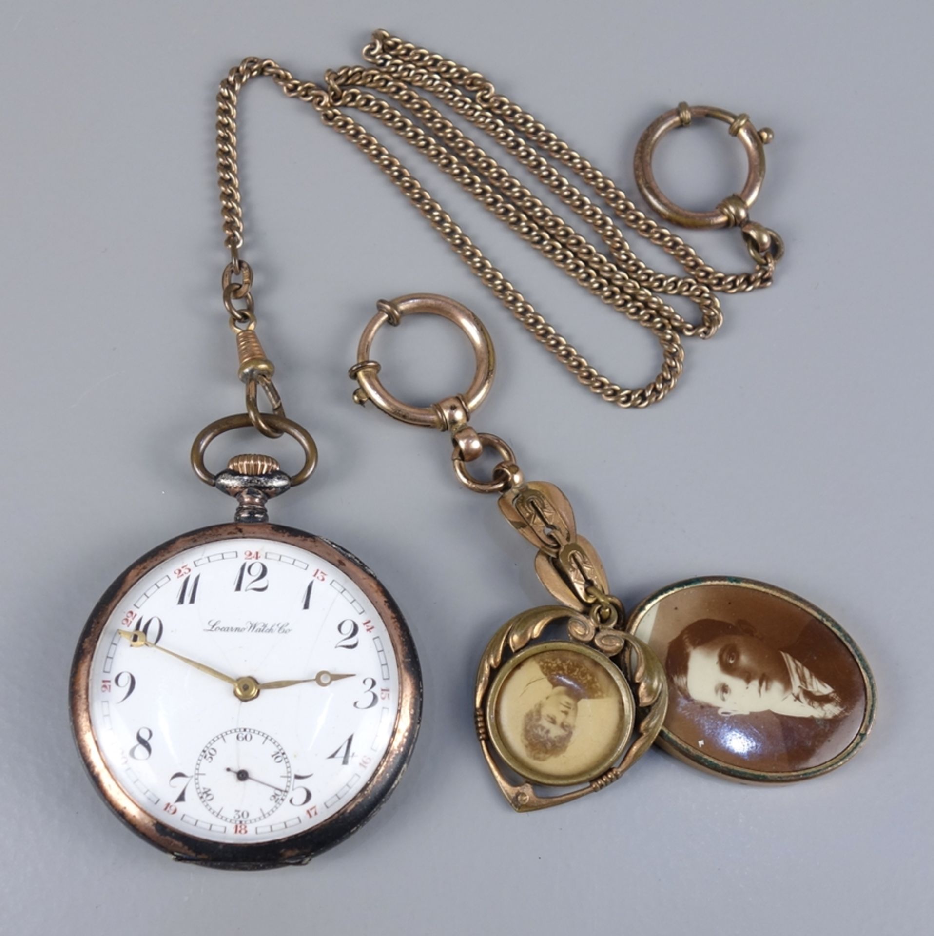 Taschenuhr "Locarno", 800er Silber, 1920er Jahre, an Uhrenkette mit Fotoanhänge