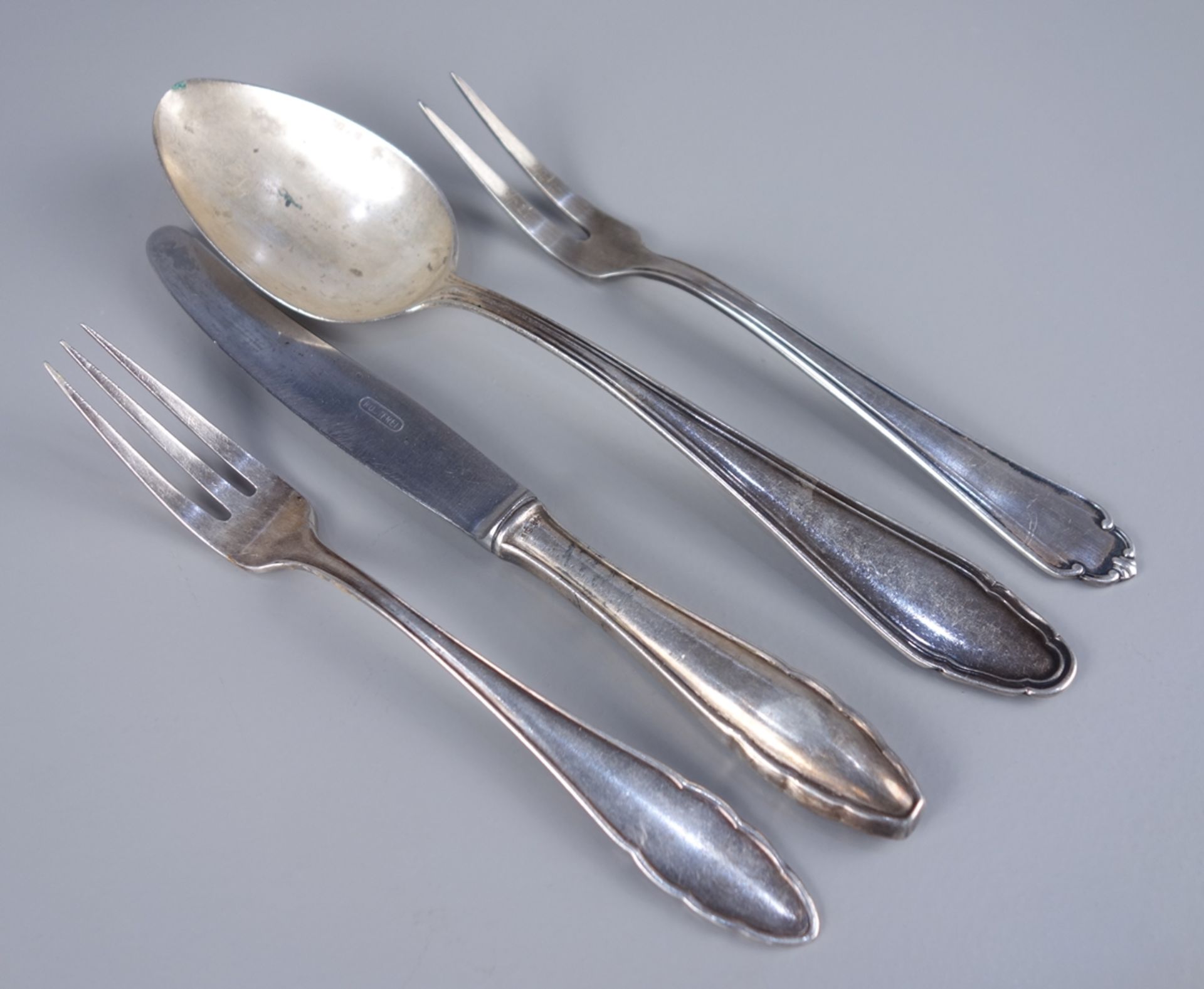 2-tlg.Taufbesteck und 2 Besteckteile, 800er Silber, L.15-18,8cm, Gew. o. Messer