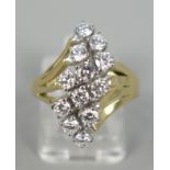 Ring mit 12 Brillanten, 750er Gold, Gew.5,0g, Goldschmiedearbeit, ungedeuete Me