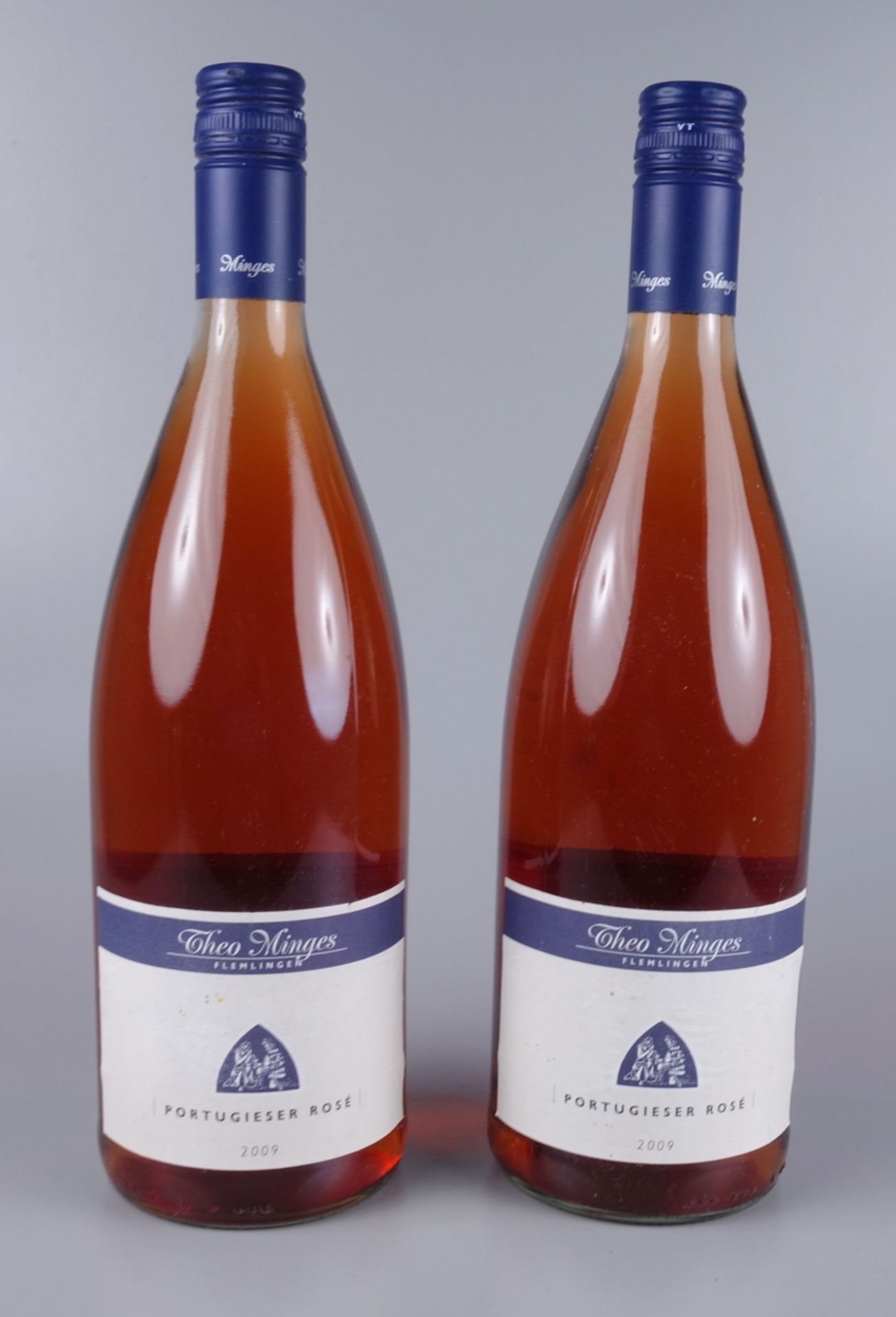 4 Flaschen Müller Thurgau und 2 Flaschen Portugieser Rosé, Theo Minges, 2009, - Image 2 of 2