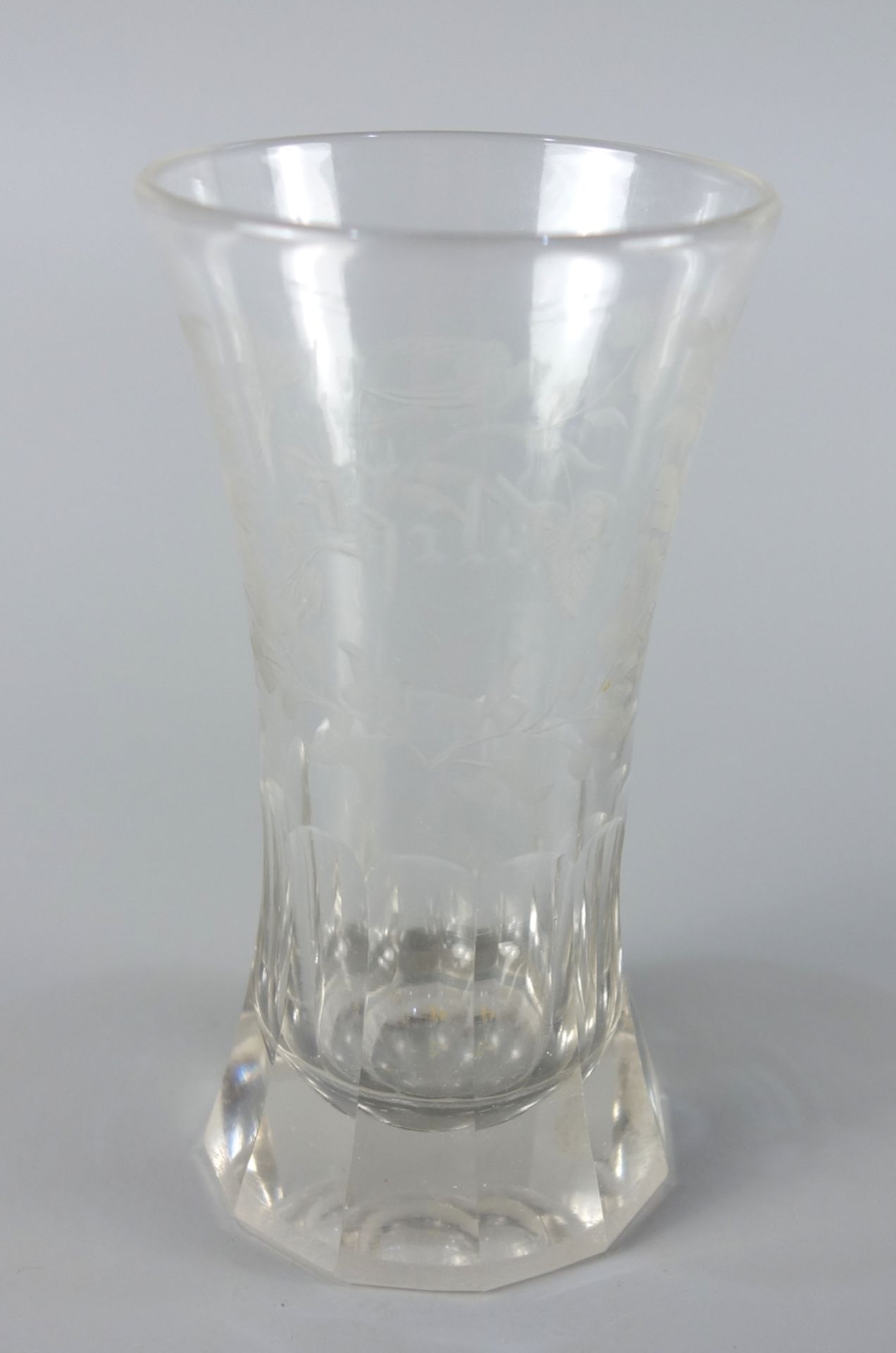 personifiziertes Glas "Hilda", 1890, plangeschliffener Stand, breiter Schälschl