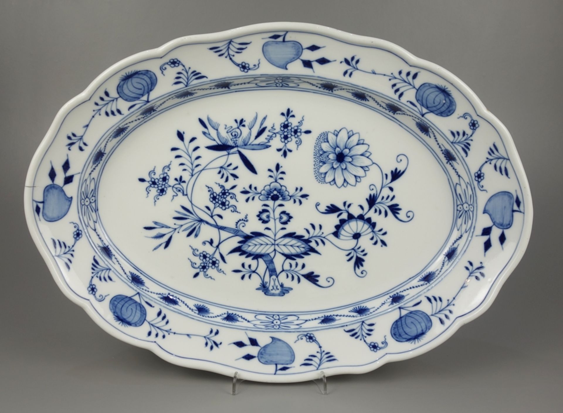 ovale Platte, Zwiebelmuster, Meissen, Knaufzeit (1815-1924), unterglasurblaue S