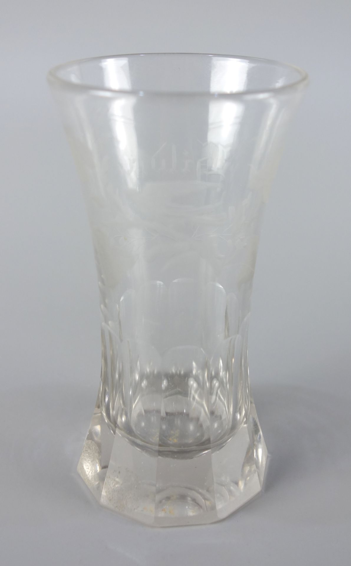 personifiziertes Glas "Hilda", 1890, plangeschliffener Stand, breiter Schälschl - Image 2 of 2