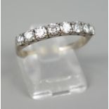 Ring mit 8 Brillanten, total ca.0,64ct, 750er Weißgold, Gew.2,9g, nebeneinander