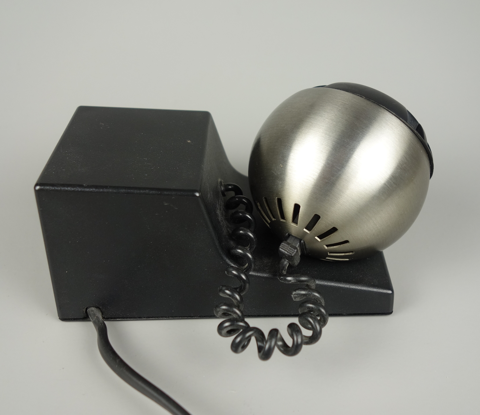 OSRAM minispot, 41701220 V, 20 W, magnetische Kugellampe an Spiralkabel, D.ca.70mm, schwarze - Image 2 of 2