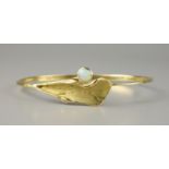 Armreif mit Opal und Brillant, 750er Gelbgold, Klaus Wurzbacher, BerlinGoldschmiedemeister,