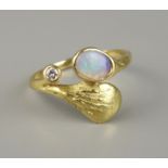 Ring mit Opal und Brillant, 750er Gelbgold, Klaus Wurzbacher, BerlinGoldschmiedemeister, Gew