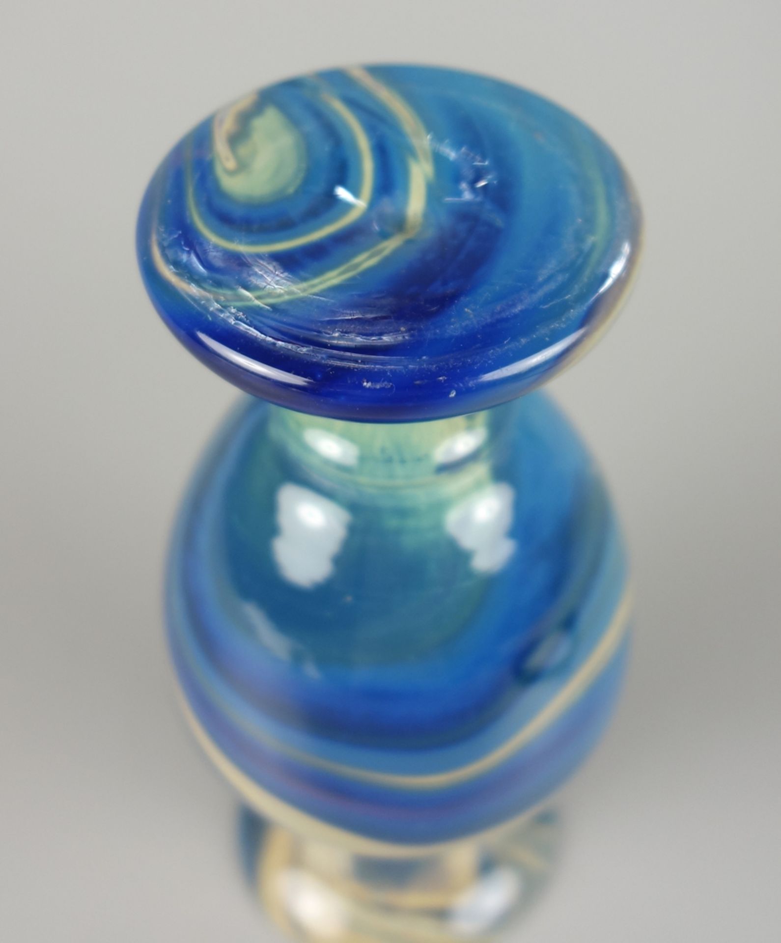 Vase, lithyalin glass, around 1890, h.14cm - Image 2 of 3