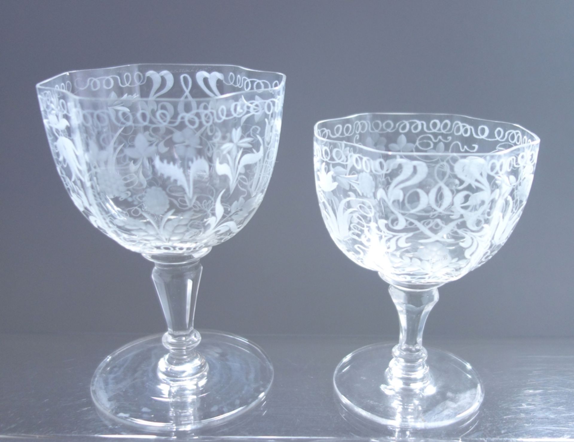 21 high quality wine glasses with delicate floral engraving, 1st half 20th c. - Image 2 of 5