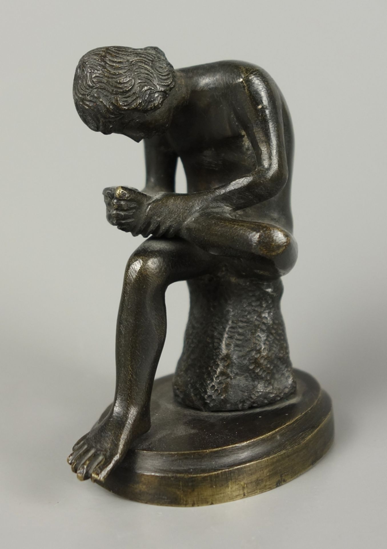 Boy with thorn, after Roman model, 1st half 20th century - Image 2 of 3