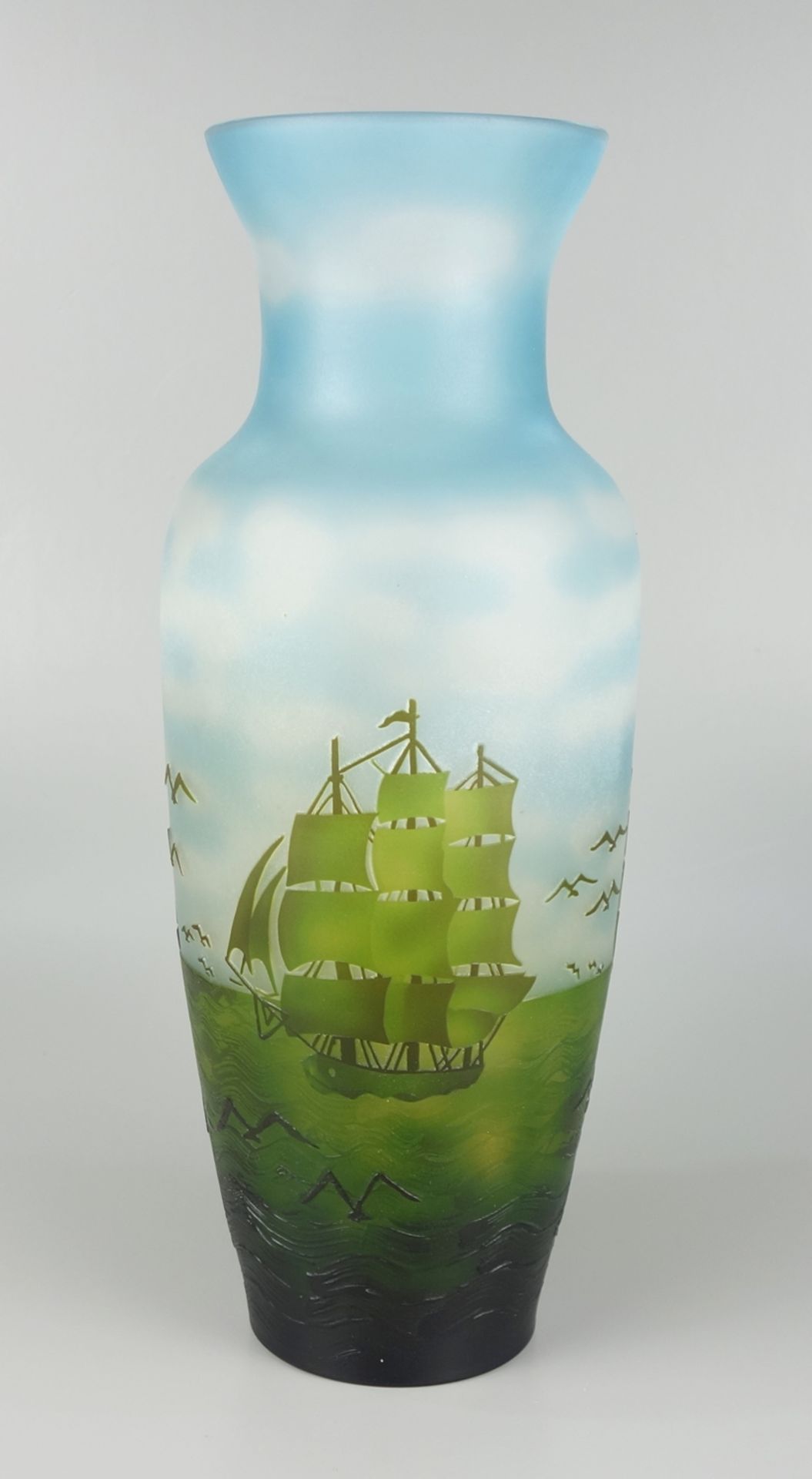 große Vase, Cameo Glas mit maritimer Szene, 20.Jh. - Bild 2 aus 4