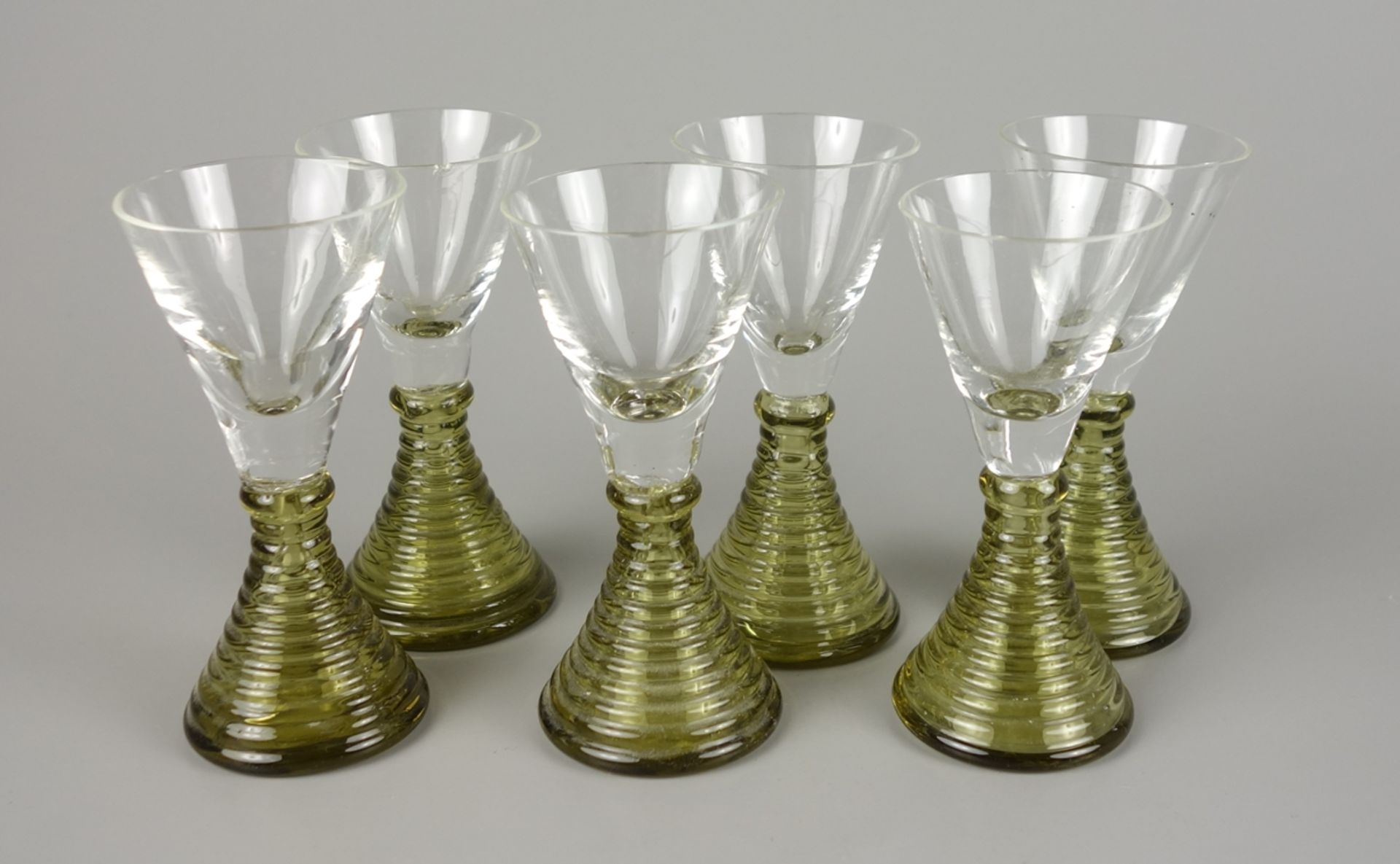 6 shot glasses with ribbed hollow stand, c.1890, h.8,4cm