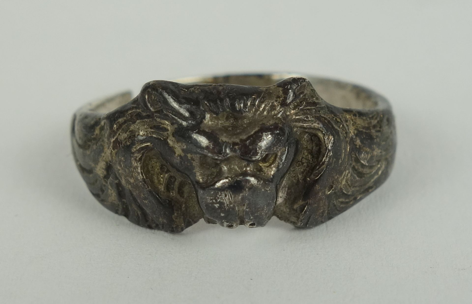 Lion head ring, 830 silver, damaged, wt.5,61g