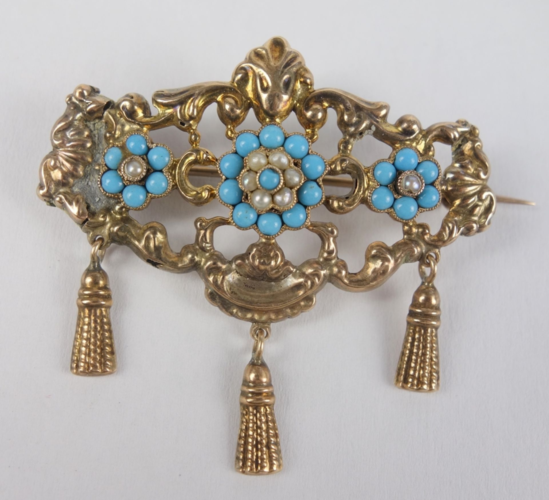 Brooch with turquoises and small pearls, gold-plated, Historism, c.1880