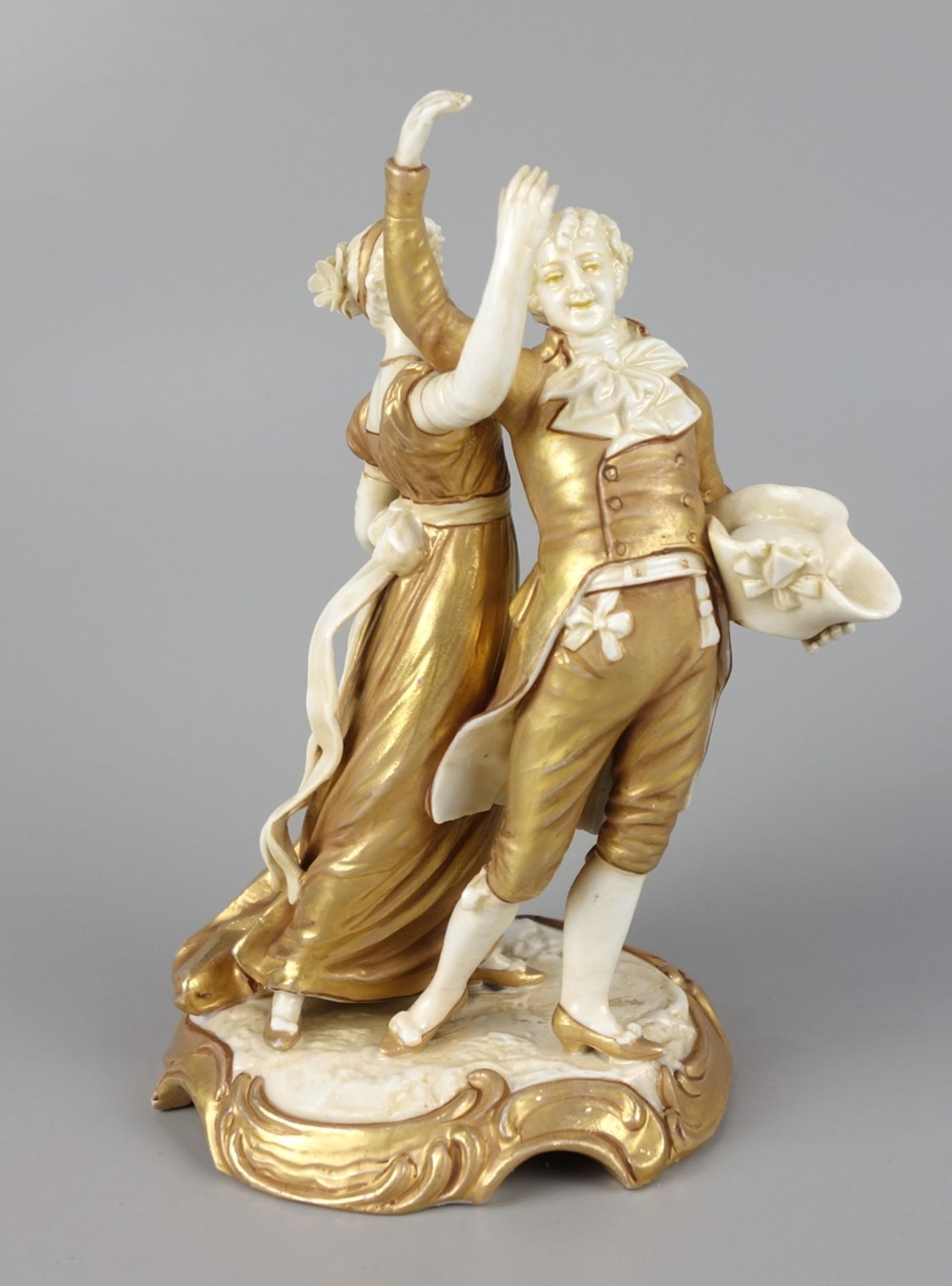 Gallant dancing couple, beehive mark, probably Vienna, end of the 19th century - Image 2 of 4