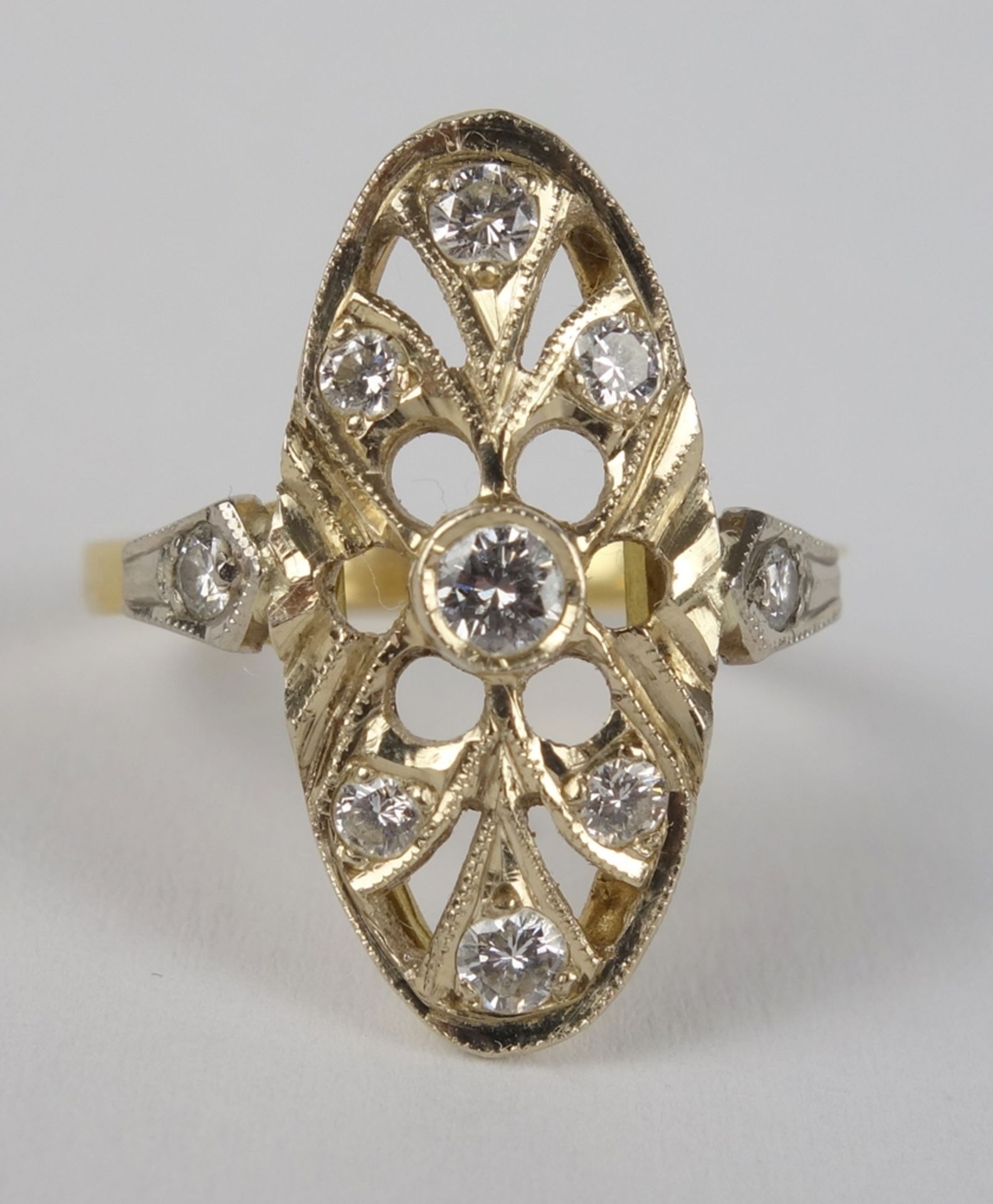 Ring mit 9 Diamant-Brillanten, 750er Gelbgold, im Art-Déco-Stil, UdSSR, Gew.4,37g