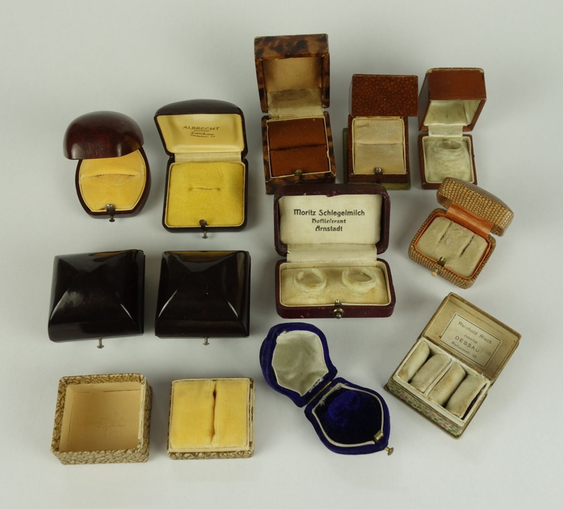 12 jewellery boxes, mostly for rings, approx. 1900-1950 - Image 2 of 3