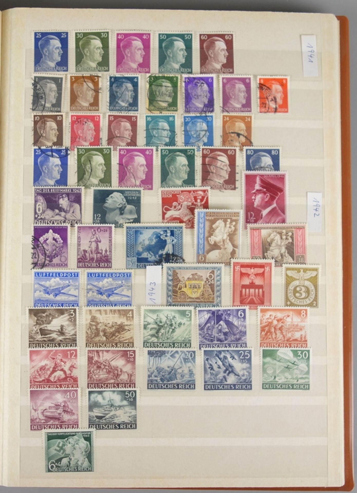 2 Alben mit Briefmarken, Deutsches Reich, aus der Zeit ab 1872 bis 1945