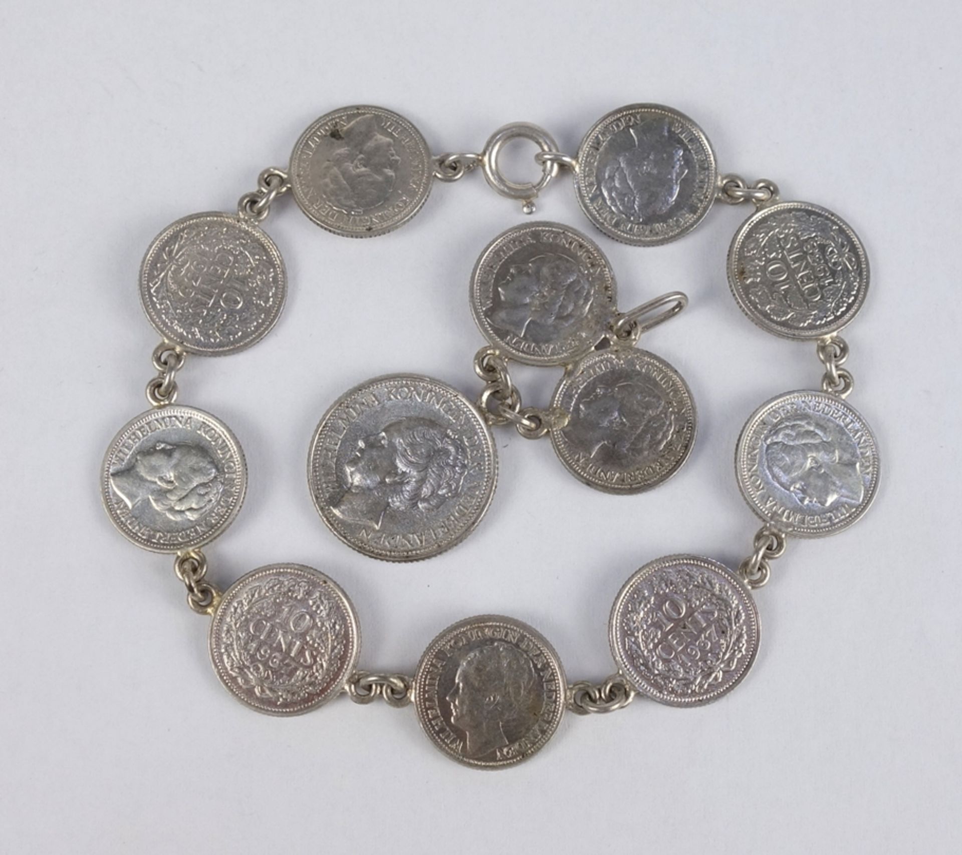 Silver coin bracelet and pendant with dutch coins