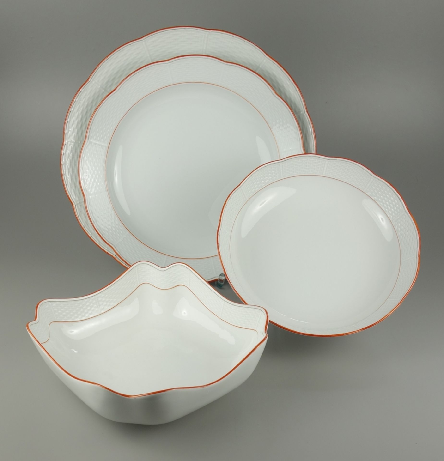 68-pcs. dinner service for 12 pers., coral with grey thread, ornamental rim, Meissen, 1st half 20th - Image 11 of 11