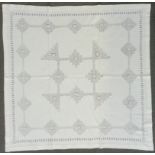 Mitteldecke, Hardanger Stickerei