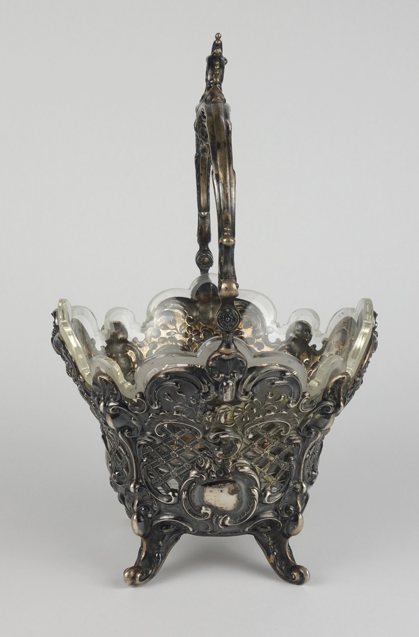 Handled bowl, C.Frey & Söhne, Breslau, 800 silver - Image 2 of 3
