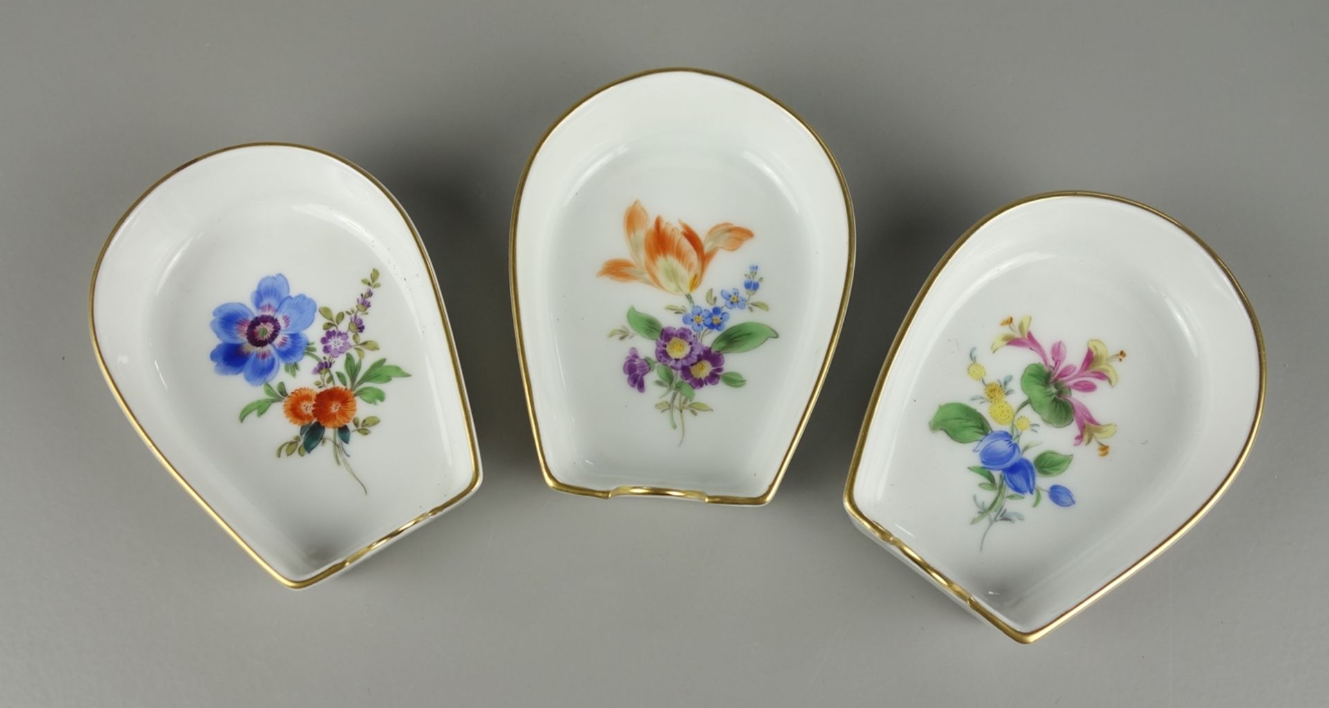 3 small ashtrays, German Flower, Meissen, I. choice, after 1934