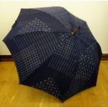 Künstlerischer Schirm mit geometrischem Blaudruck-Dekor, Unikat, Holger Starcken