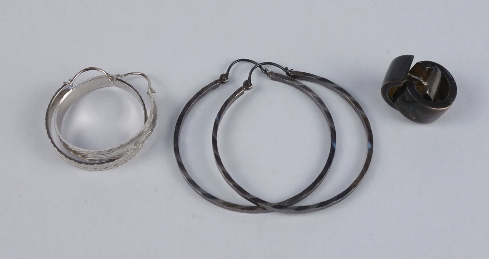 3 pairs of creoles, silver