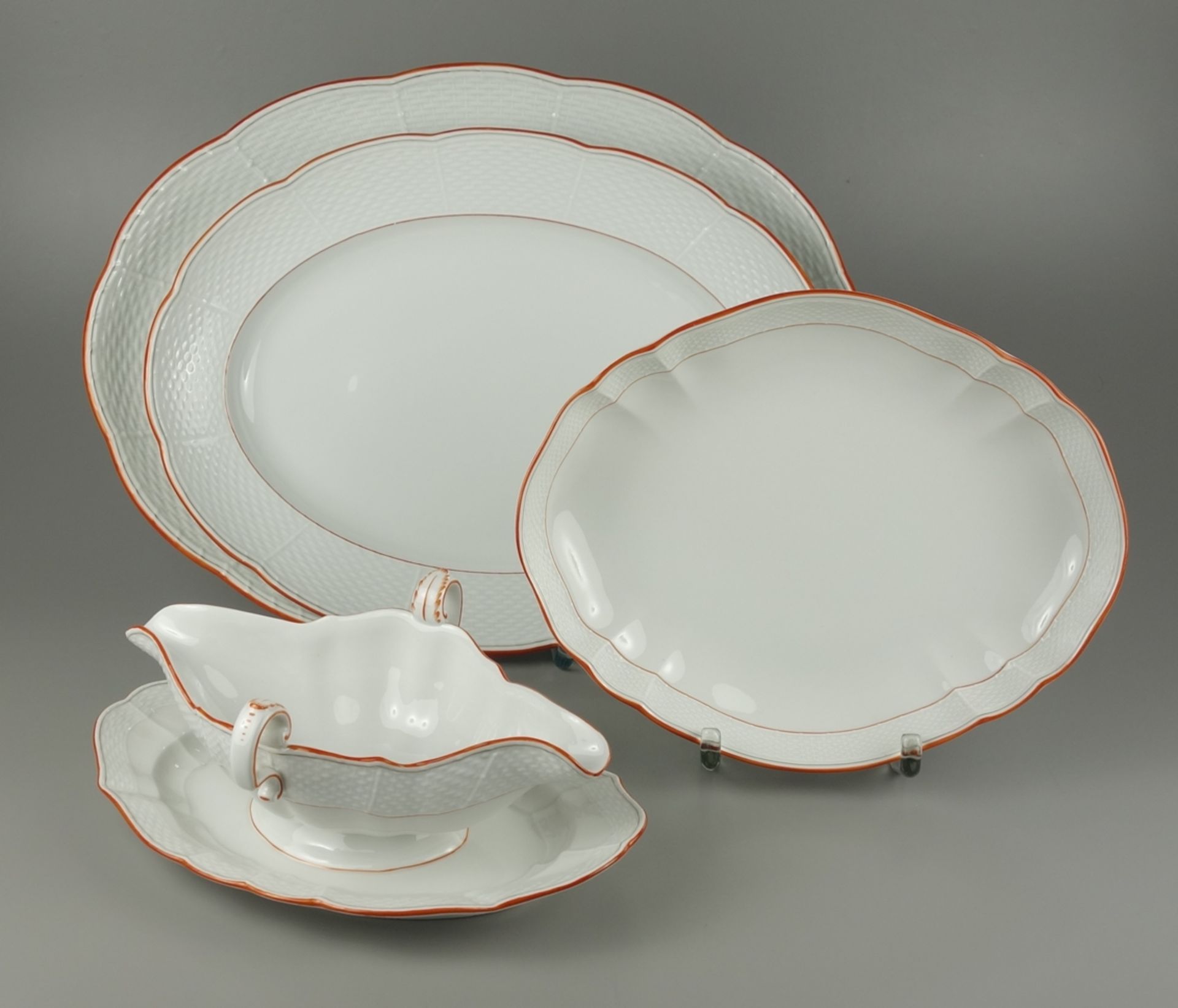 68-pcs. dinner service for 12 pers., coral with grey thread, ornamental rim, Meissen, 1st half 20th - Image 9 of 11