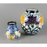 Vase, Carstens- Keramik, Elmshorn und Vase, Schramberger Majolika-Fabrik, Jugendstil